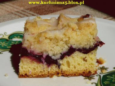 Zdjęcie - Ciasto drożdżowe z jagodami  - Przepisy kulinarne ze zdjęciami
