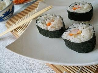Zdjęcie - Maki-sushi  - Przepisy kulinarne ze zdjęciami