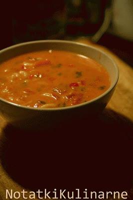 Zdjęcie - Zupa pomidorowa z ciecierzycą - Przepisy kulinarne ze zdjęciami