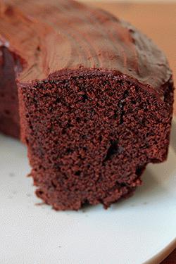 Zdjęcie - Ciasto czekoladowe z  polewą  - Przepisy kulinarne ze zdjęciami