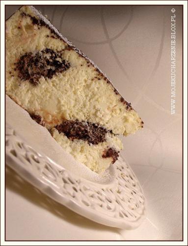 Zdjęcie - Kremowy sernik z masą makową  - Przepisy kulinarne ze zdjęciami