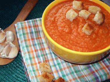 Zdjęcie - Pikantna i kremowa zupa  czosnkowa  - Przepisy kulinarne ze zdjęciami