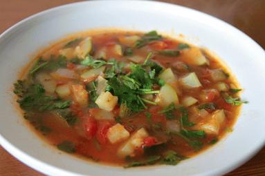 Zdjęcie - Wiosenna zupa z  cukinii  - Przepisy kulinarne ze zdjęciami