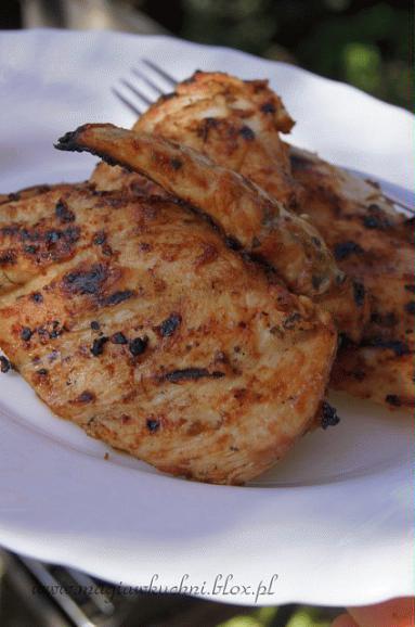 Zdjęcie - Grillowane piersi z kurczaka na słodko - kwaśno   - Przepisy kulinarne ze zdjęciami