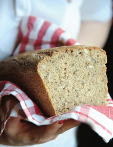 Chleb pszenny pełnoziarnisty z kminkiem