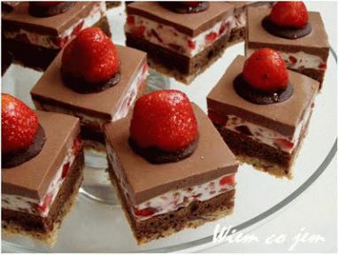 Ciastka truskawkowo-czekoladowe (ciasto II)