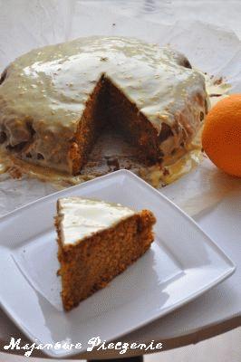 Ciasto dyniowe z pomarańczowym lukrem