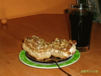 Ciasto orzechowo - budyniowe z miodem (masa budyniowa)