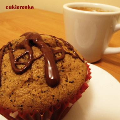 Kawowe muffiny z kawałkami czekolady