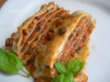 Lasagne z bakłażanem (sos beszamelowy)