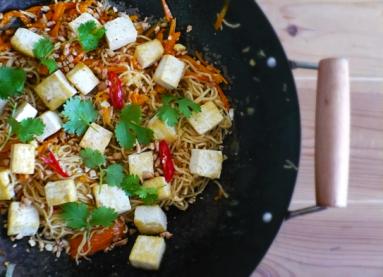 Lekki tydzień #4: Noodle z tofu w stylu pad thai