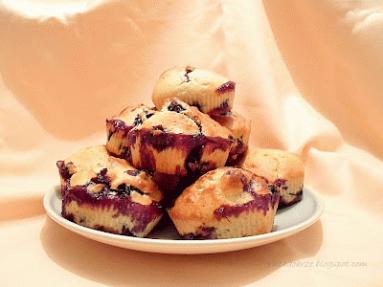 Muffiny z jagodami i creme fraiche