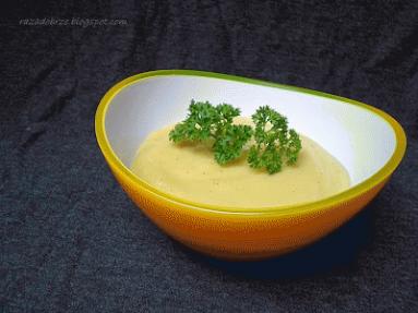 Zupa krem z pieczonego czosnku 
