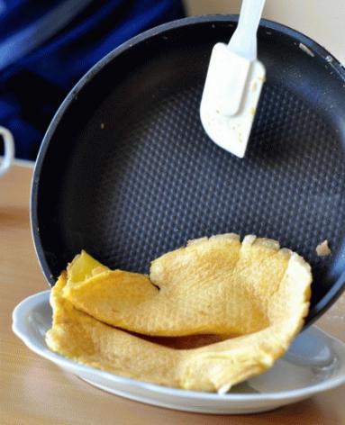 Superszybki omlet z boskimi śliwkami