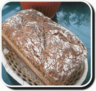 Żytni chleb z siemieniem lnianym (ciasto)