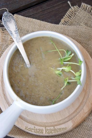 Zupa krem z topinamburu i zielonej soczewicy