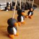 Oliwkowe pingwiny z serem  feta 