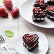 Brownie z waniliowym kremem
