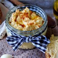 Hummus - domowa pasta z ciecierzycy