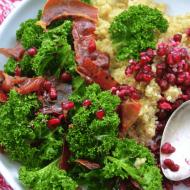 Kipi kasza! Quinoa,jarmuż,granat i prosciutto. Sezonowo od A do M