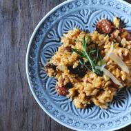 Risotto z chorizo i suszonymi pomidorami