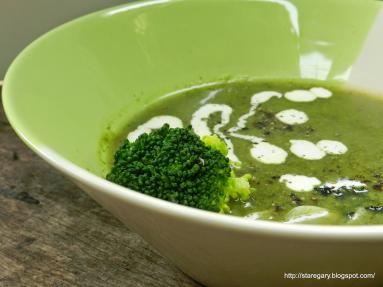 Zupa krem brokułowo - jarmużowa