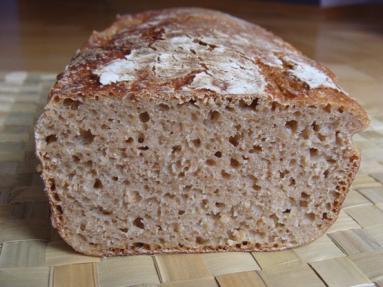 Zdjęcie - Orkiszowy chleb na zakwasie     - Przepisy kulinarne ze zdjęciami