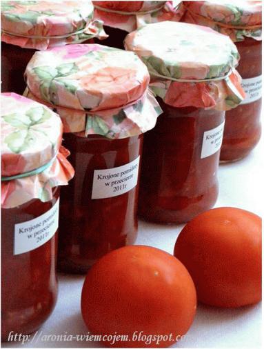 Zdjęcie - Krojone pomidory w przecierze - Przepisy kulinarne ze zdjęciami