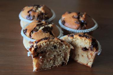 Zdjęcie - Muffiny z groszkami  czekoladowymi  - Przepisy kulinarne ze zdjęciami