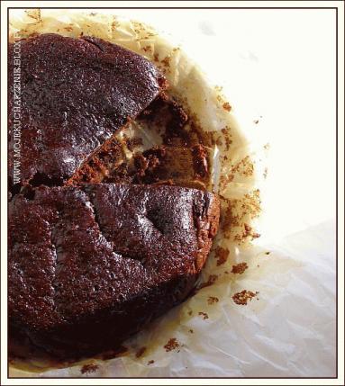 Zdjęcie - Lepkie ciasto czekoladowo-daktylowe  - Przepisy kulinarne ze zdjęciami