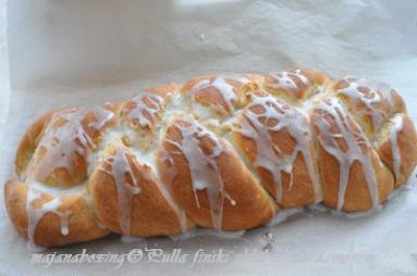 Zdjęcie - Pulla - fiński chleb z kardamonem  - Przepisy kulinarne ze zdjęciami