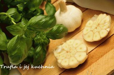 Zdjęcie - Kopytka z bazylią i masłem  czosnkowym  - Przepisy kulinarne ze zdjęciami