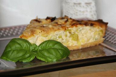 Zdjęcie - tarta z porami i serem ricotta - Przepisy kulinarne ze zdjęciami