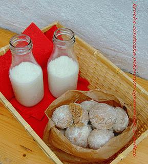 Zdjęcie - Kruche ciasteczka pekanowo-cynamonowe w pudrze - Przepisy kulinarne ze zdjęciami