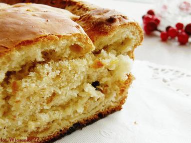 Zdjęcie - Ciasto drożdżowe z  bakaliami  - Przepisy kulinarne ze zdjęciami