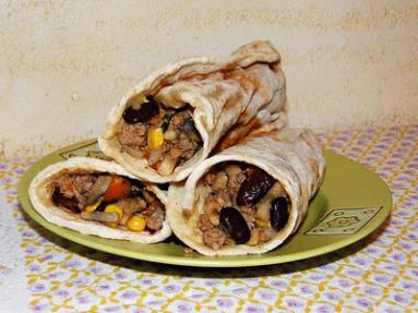 Zdjęcie - Burrito - Przepisy kulinarne ze zdjęciami