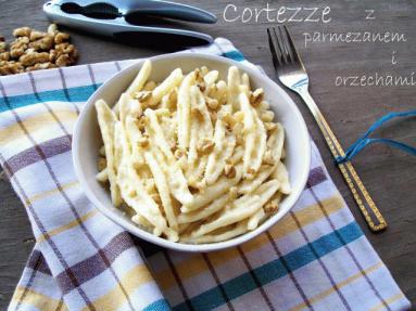 Zdjęcie - Cortezze z sosem serowo -  orzechowym  - Przepisy kulinarne ze zdjęciami