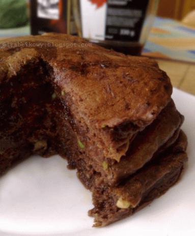 Zdjęcie - Pancakes z czekoladą i awokado - Przepisy kulinarne ze zdjęciami