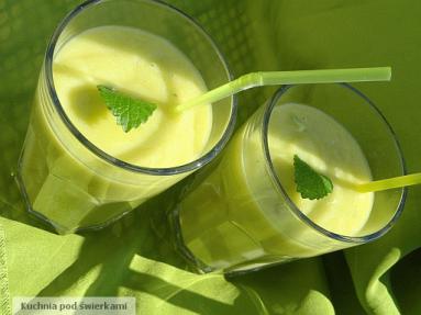 Zdjęcie - Koktajl z ananasa i awokado  - Przepisy kulinarne ze zdjęciami