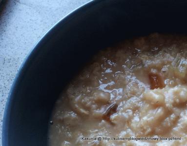 Zdjęcie - owsianka z sokiem jabłkowym  - Przepisy kulinarne ze zdjęciami