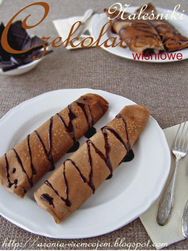 Zdjęcie - Naleśniki czekoladowo-wiśniowe - Przepisy kulinarne ze zdjęciami