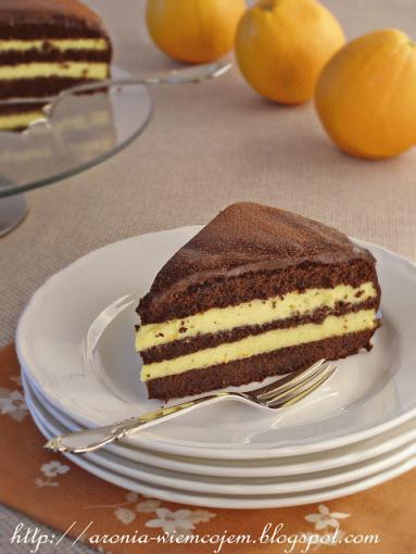 Zdjęcie - Tort czekoladowo-pomarańczowy - Przepisy kulinarne ze zdjęciami