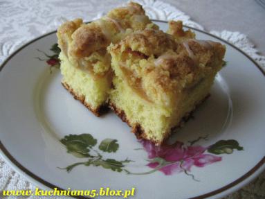 Zdjęcie - Ciasto drożdżowe z brzoskwiniami  - Przepisy kulinarne ze zdjęciami
