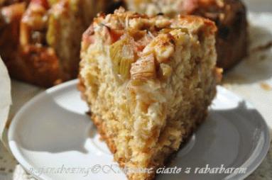 Zdjęcie - Kokosowe ciasto z rabarbarem  - Przepisy kulinarne ze zdjęciami