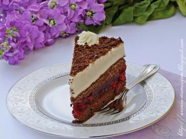 Zdjęcie - Tort czekoladowo-wiśniowy - Przepisy kulinarne ze zdjęciami