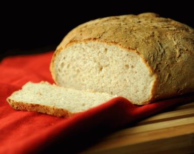 Zdjęcie - Chleb domowy na zakwasie - Przepisy kulinarne ze zdjęciami