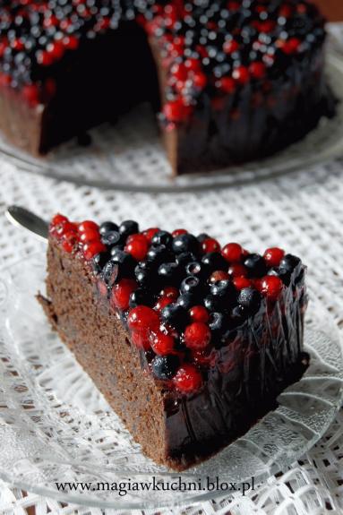Zdjęcie - Czekoladowe ciasto z galaretką   - Przepisy kulinarne ze zdjęciami