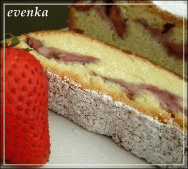 Zdjęcie - Piaskowiec z Truskawkami - Przepisy kulinarne ze zdjęciami