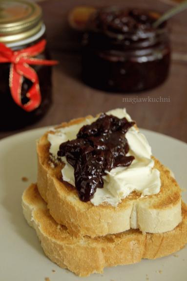 Zdjęcie - Dżem czereśniowy z amaretto i czekoladą - Przepisy kulinarne ze zdjęciami