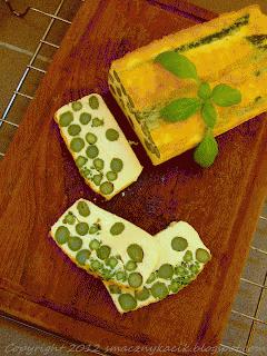 Zdjęcie - Keks ze szparagami - Przepisy kulinarne ze zdjęciami